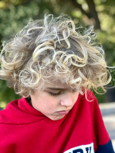 Trending Curly Hairstyles to Try This Season