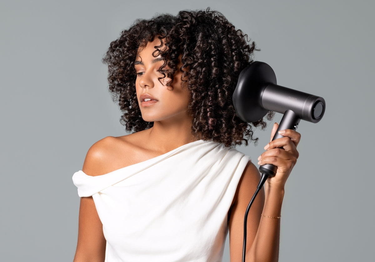 Curly Hair Cutting Techniques for Effortless Styling at Home